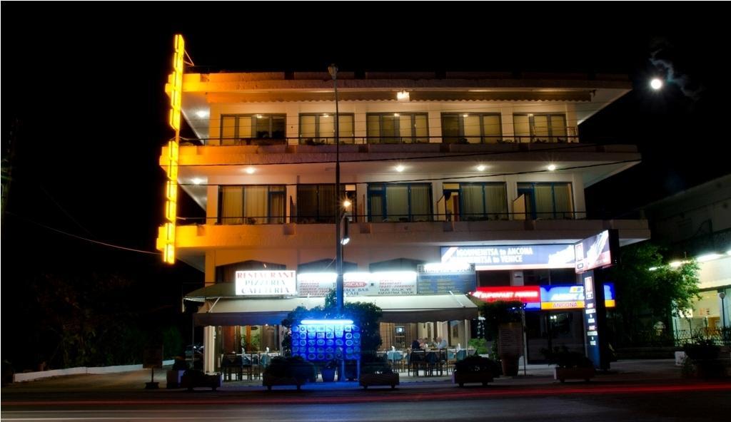 Hotel Oscar Igoumenitsa Ngoại thất bức ảnh
